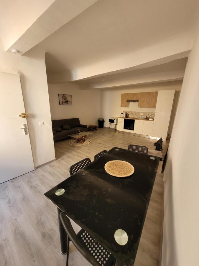 Appartement Petit coin de paradis à Aups Extérieur photo