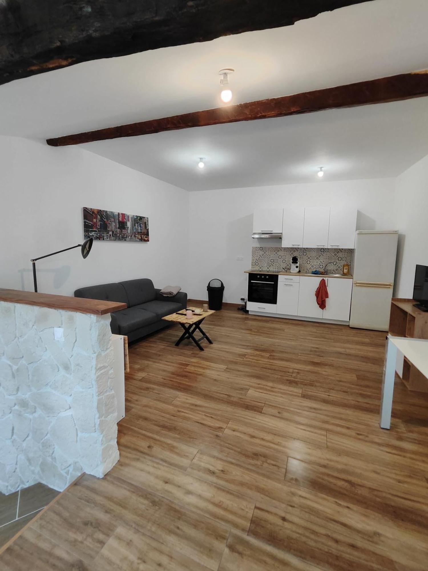 Appartement Petit coin de paradis à Aups Chambre photo